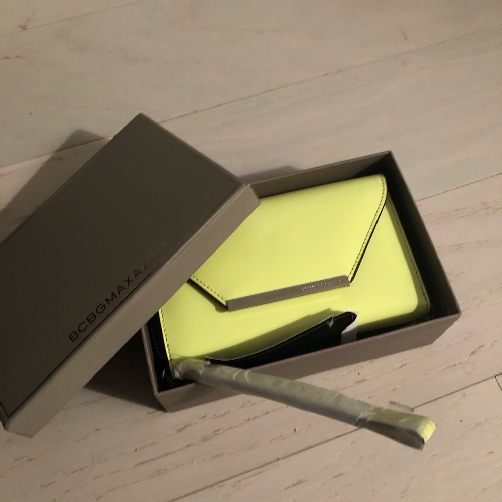 BCBG Wallet/Wristlet Neon green